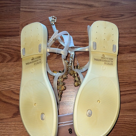 Size 8 Gold Jewelry Sandals - Picture 2 of 3